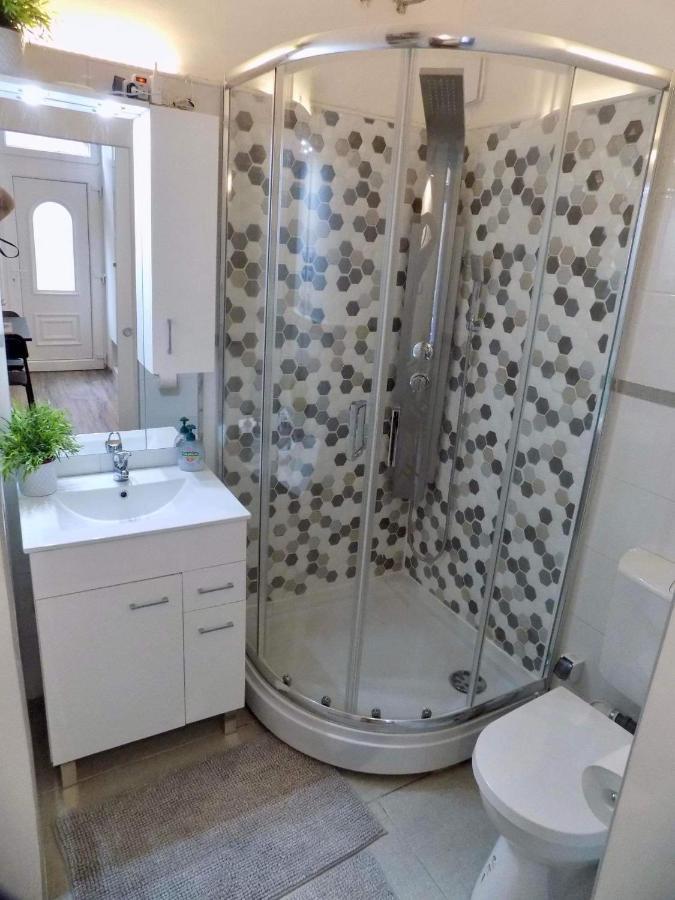 Leo22 Apartman Budapest Bagian luar foto